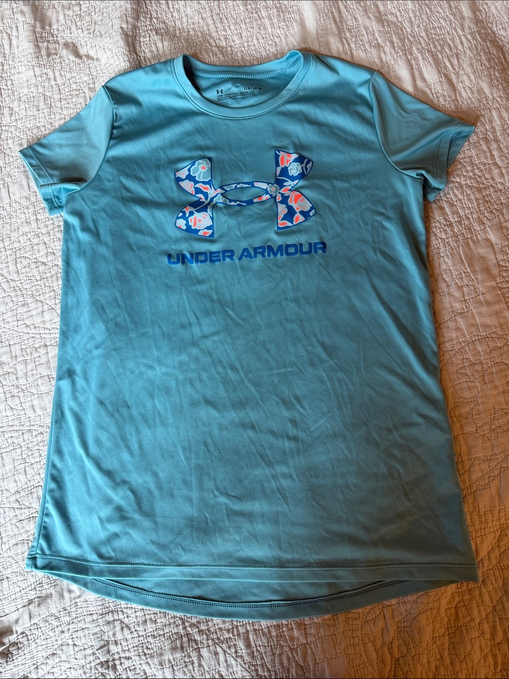 Under Armour Aqua Short-Sleeve Girls Performance Tee with Floral Logo